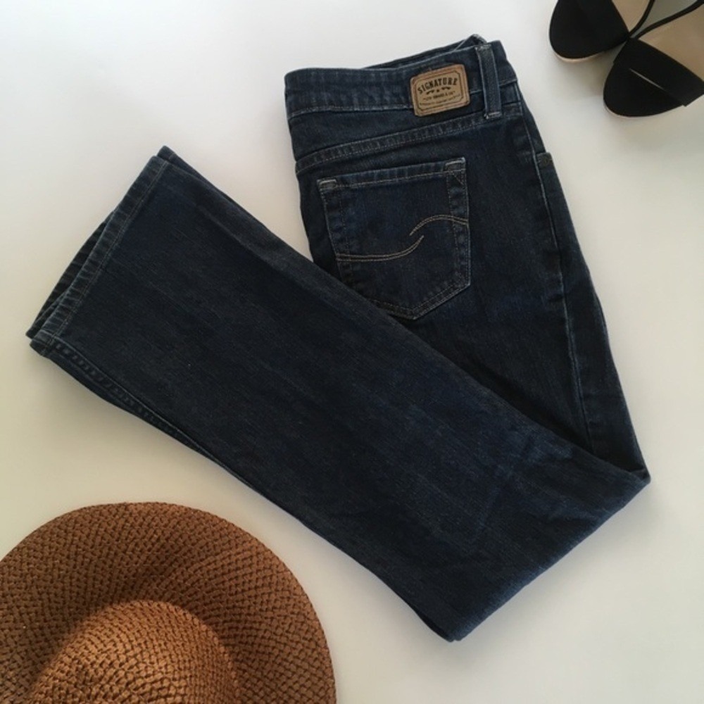 Levi Strauss Signature Women's  Low Rise Dark Wash Bootcut Jeans 8M Western